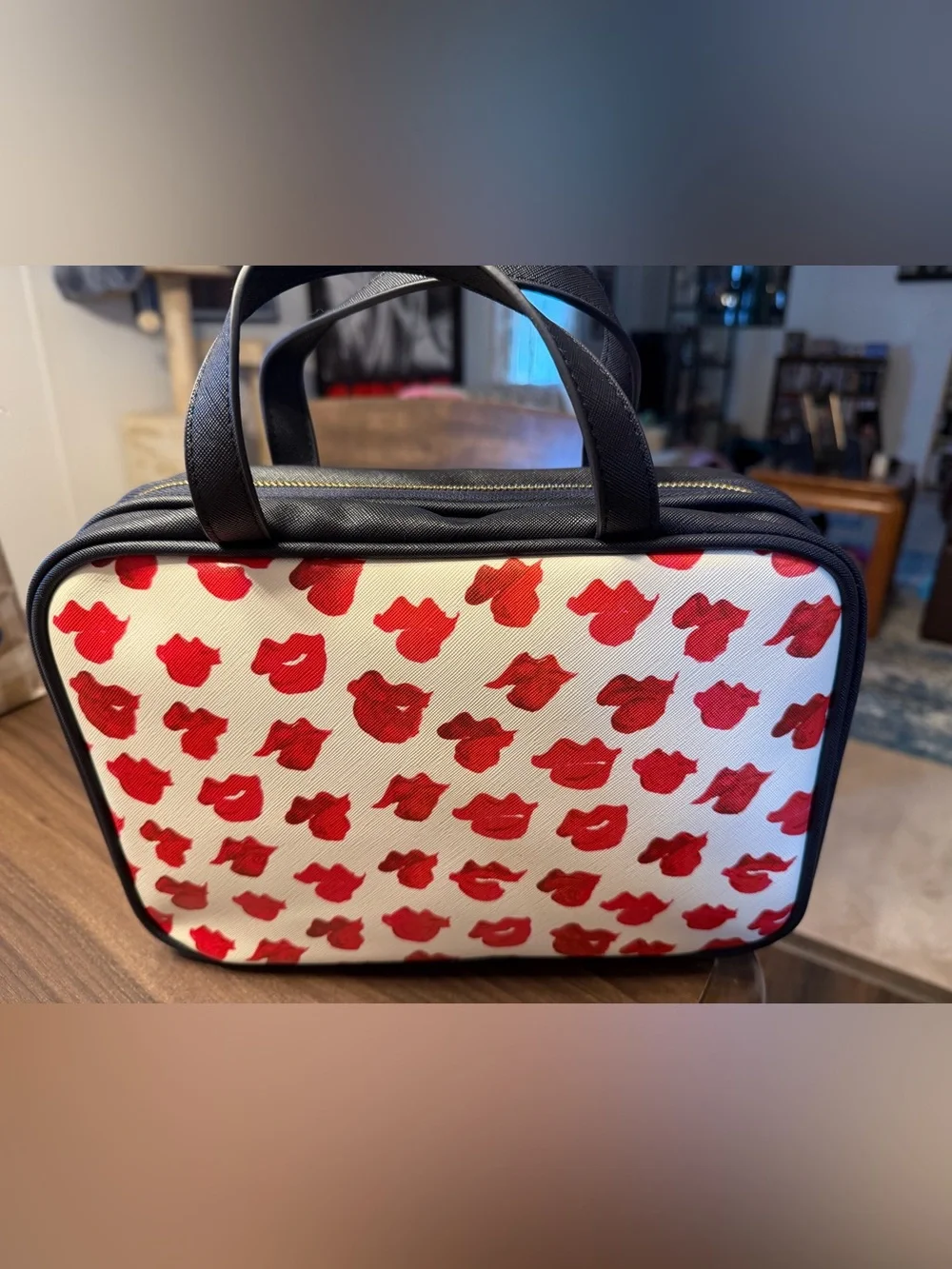 NWT Estée Lauder hanging travel cosmetic bag